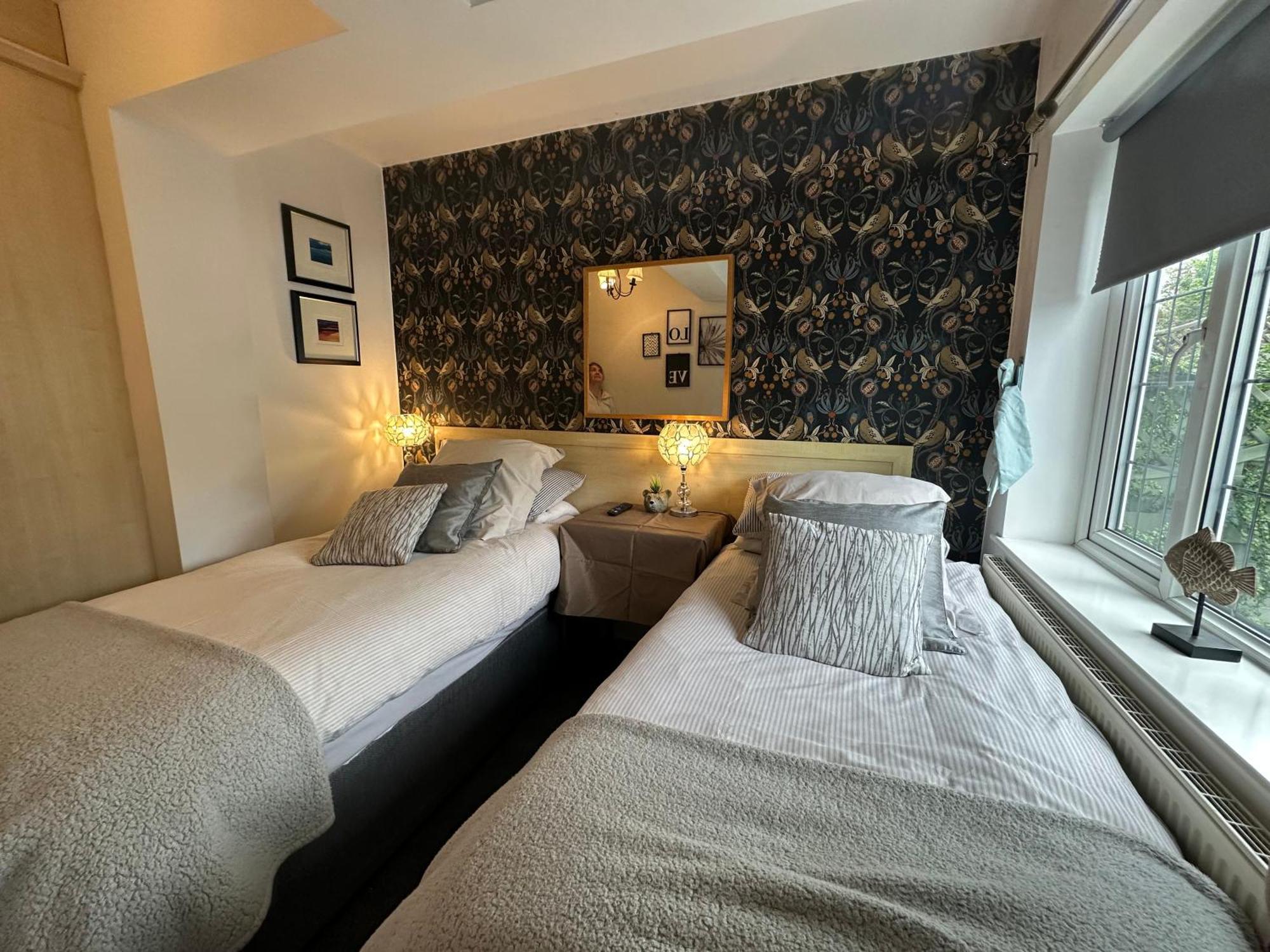 Station Approach B&B Boutique Stays 솔리헐 외부 사진