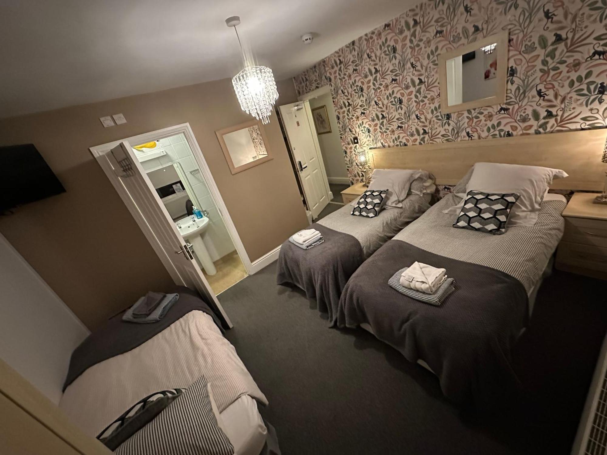 Station Approach B&B Boutique Stays 솔리헐 외부 사진