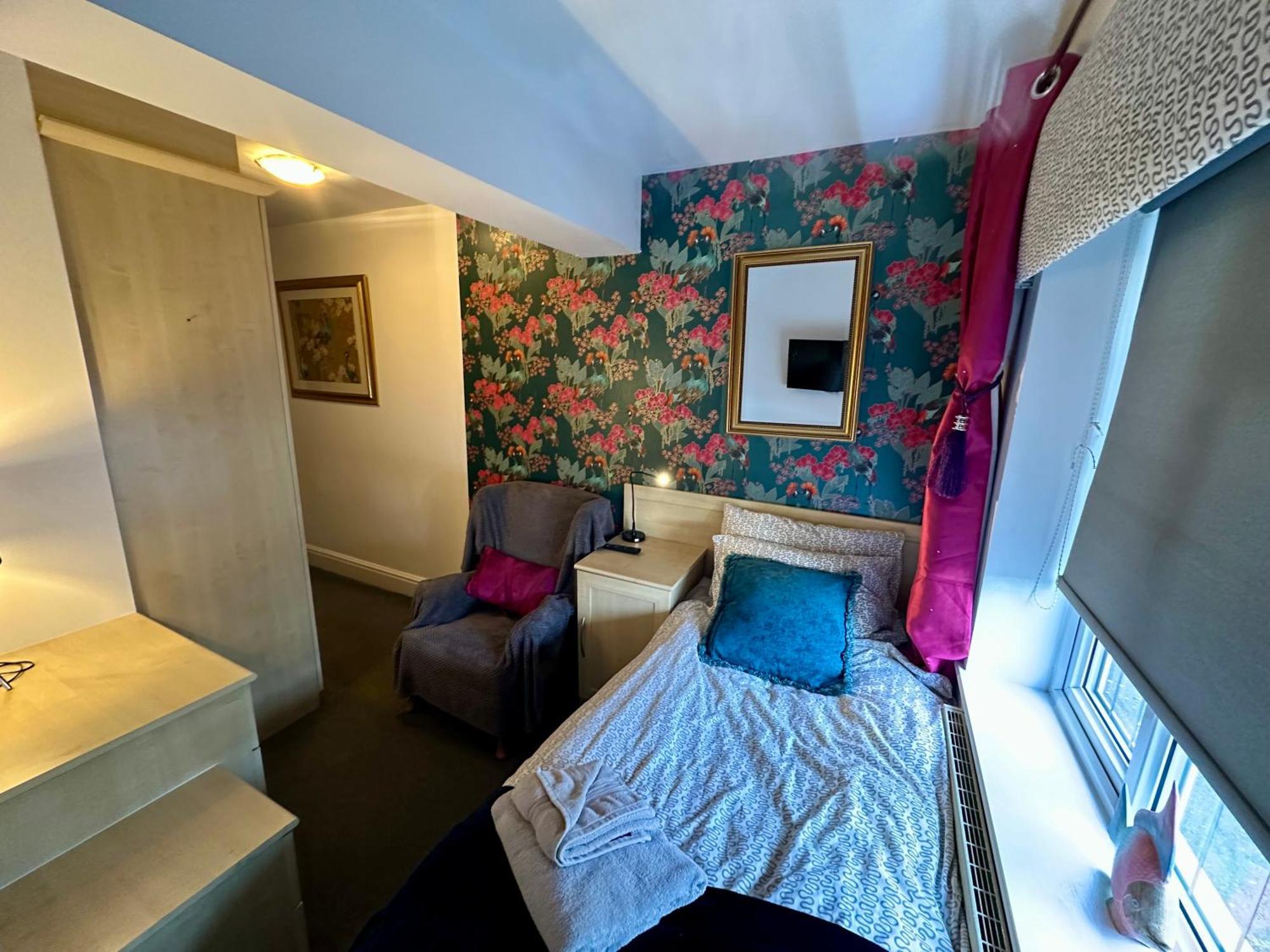 Station Approach B&B Boutique Stays 솔리헐 외부 사진