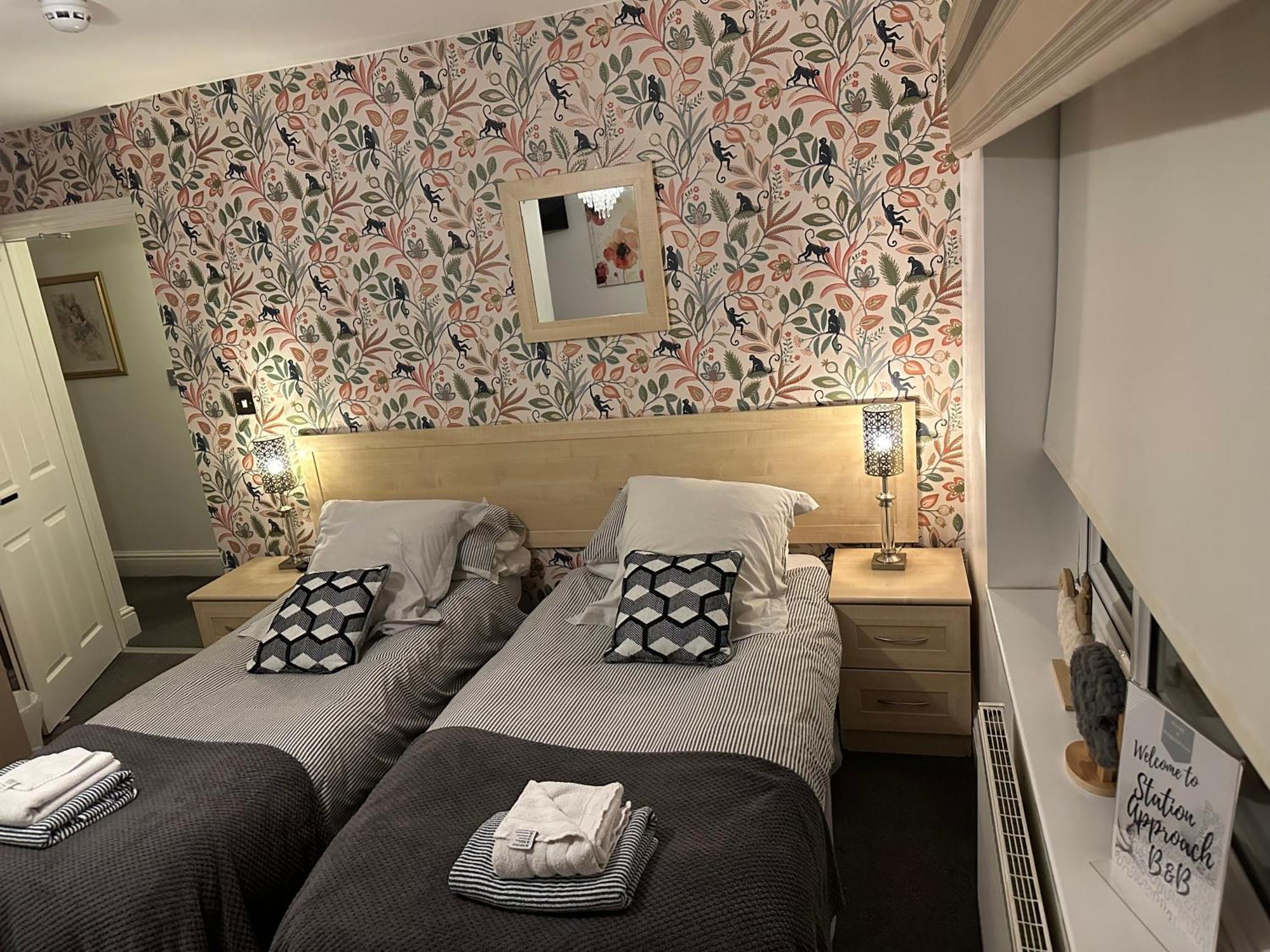 Station Approach B&B Boutique Stays 솔리헐 외부 사진